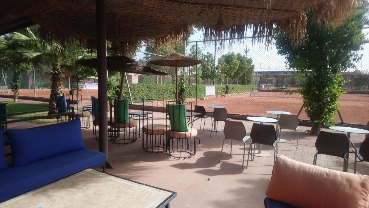 L'Auberge De Tennis Msc Oulad Lahsene Esterno foto